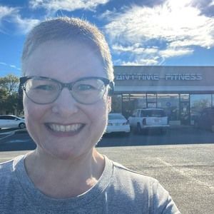 Meet your Posher, Traci